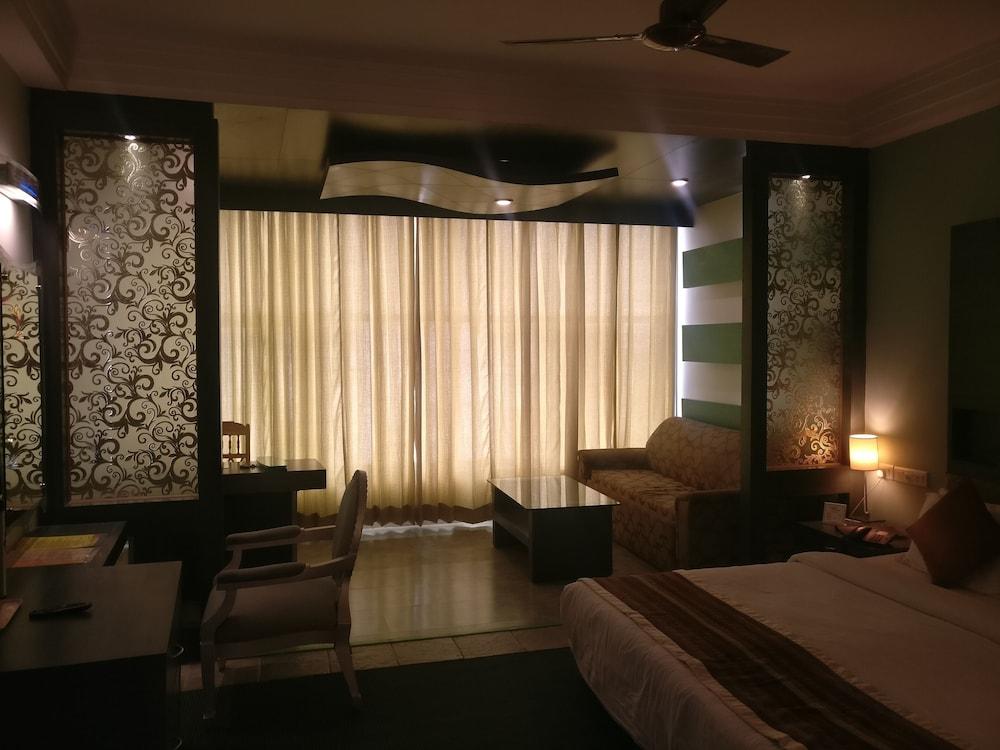 K C Residency Katra Katra (Jammu and Kashmir) Luaran gambar