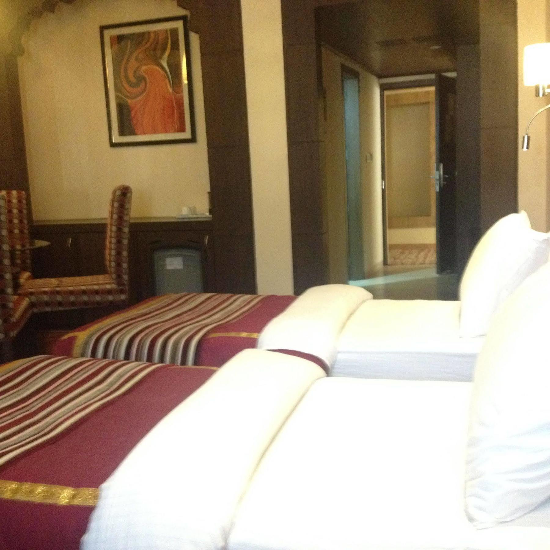 K C Residency Katra Katra (Jammu and Kashmir) Luaran gambar